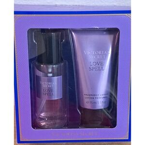 Victoria's Secret Love Spell Gift Set Mist And Lotion 2.5 oz Each New In Box